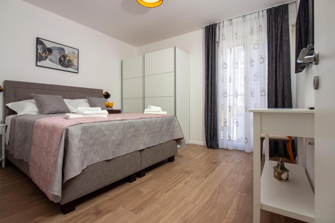 Bura2 , With Private Parking In The Garage Apartment Split Exterior photo